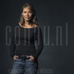 04-02-2005 Elle van Rijn at studio in Amsterdam.

[keywords]Posed, Half Length, Eyecontact, Writer[/keywords]